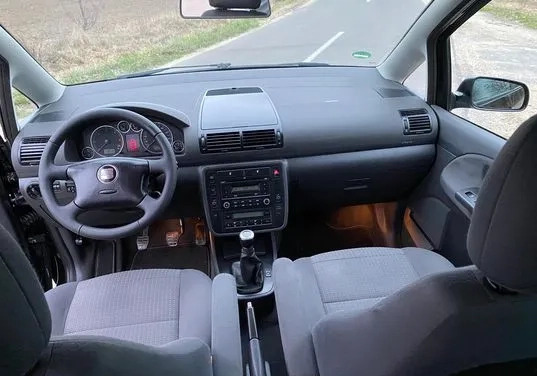 Seat Alhambra cena 18900 przebieg: 214872, rok produkcji 2008 z Słupca małe 154